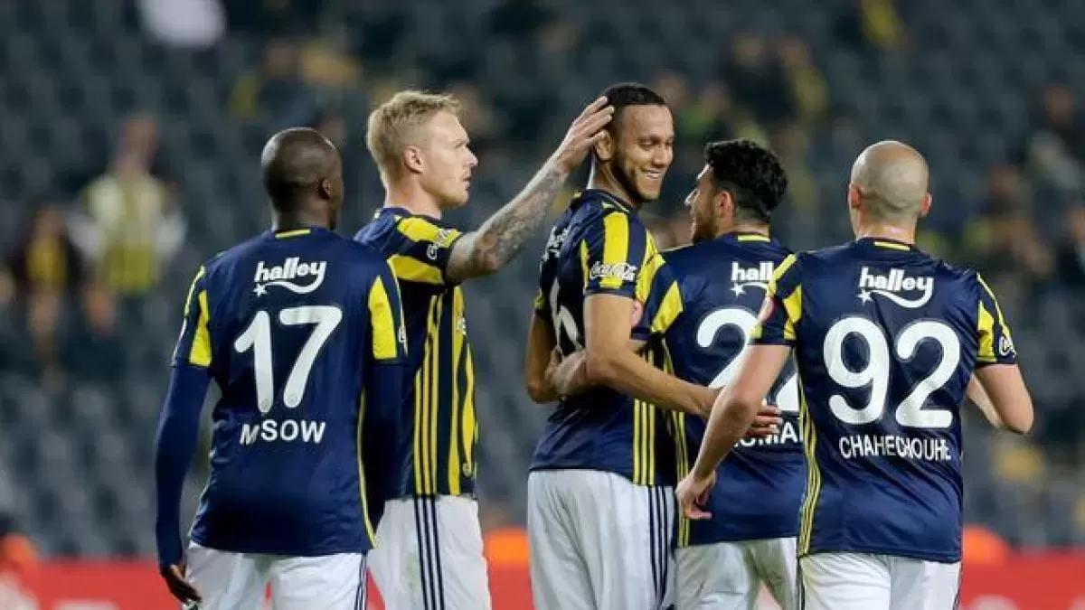 Fenerbahçe: Fenerbahçe 3-0 Mondihome Kayserispor...